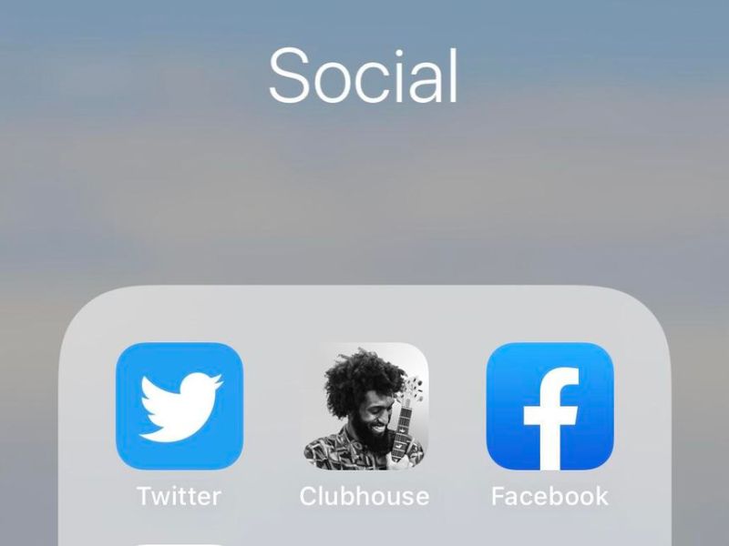 Clubhouse, il nuovo social network basato sulla&nbsp;voce!